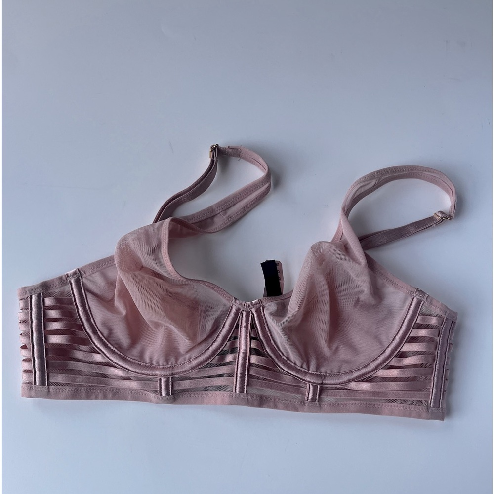 Victoria Secret pink champagne bra